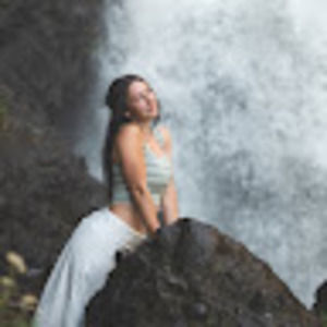 Meet your Posher, Honestye